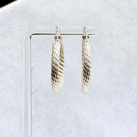 Sterling 925 Textured Rope Hoop Earrings - Picture 5 of 12